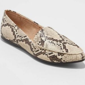 A new day Women's snake print micah pointed toe Lo